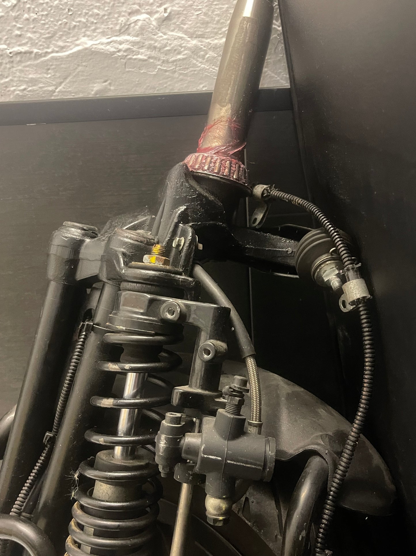 Gilera Fuoco 500 Voorvork & Voorwiel Links Compleet