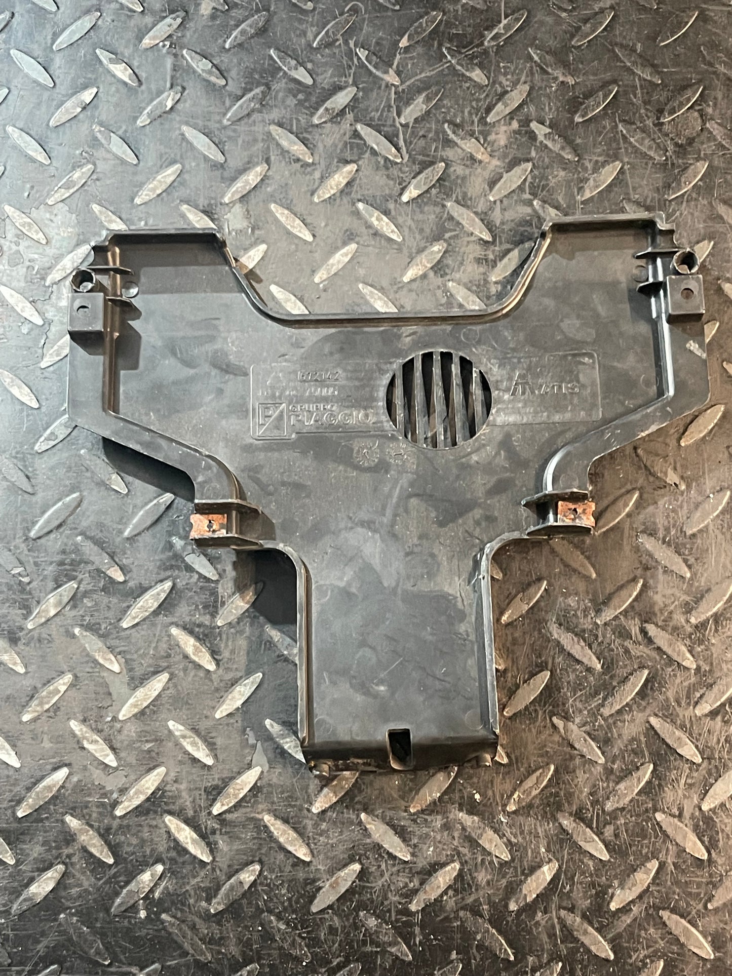 Binnenspatbord Rooster Gilera & Piaggio 500cc (MP3/Fuoco)