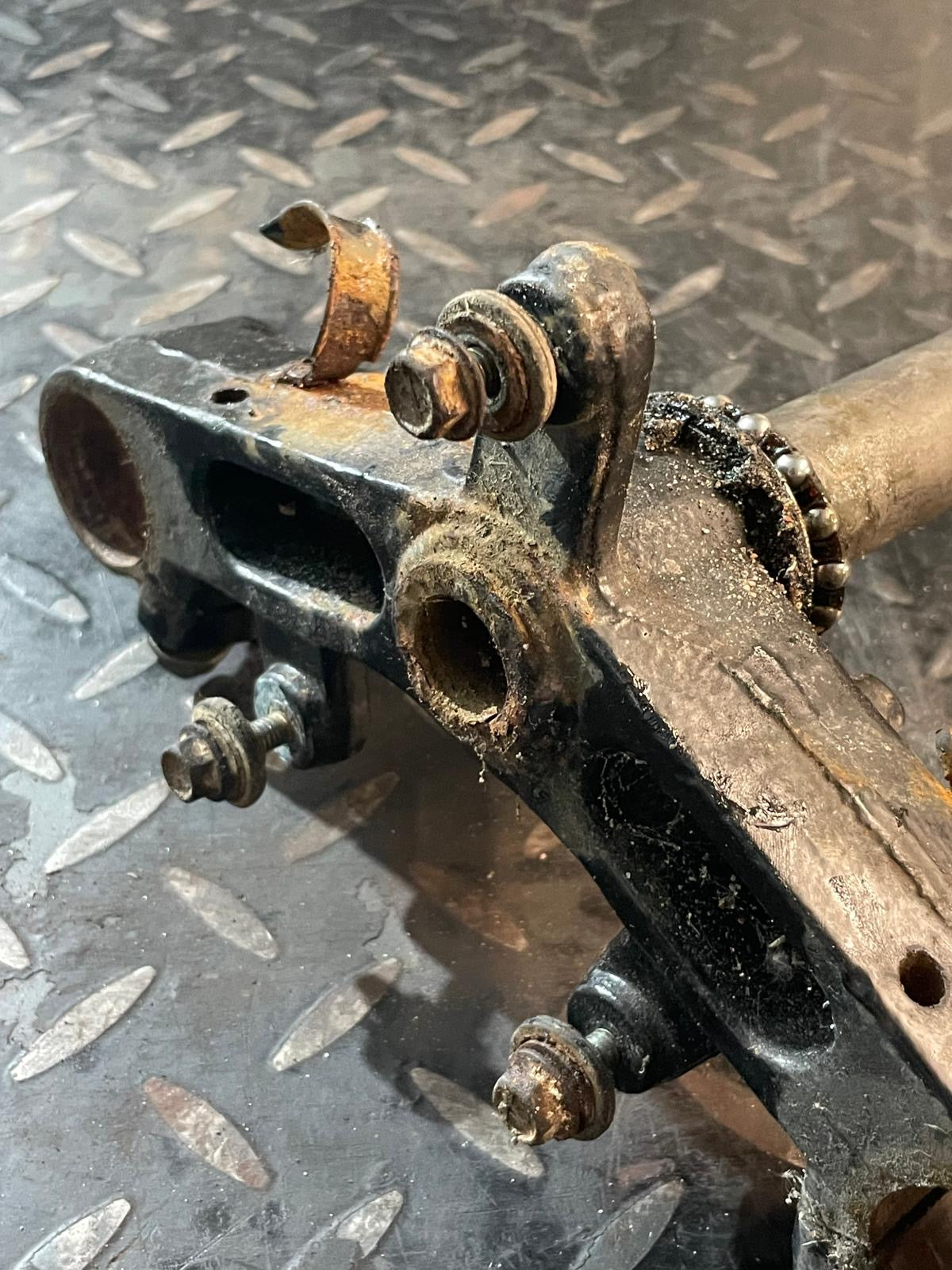 Kroonstuk / T-stuk SYM Fiddle 2 & 3 50cc - 125cc - 200cc