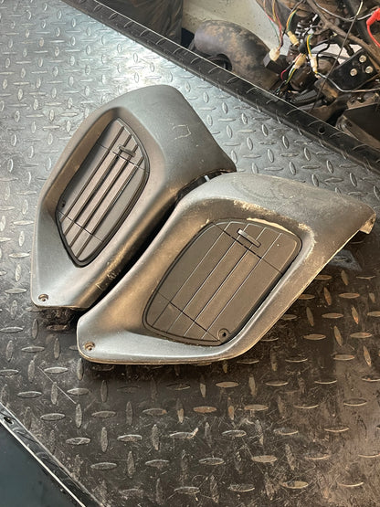 Luchtroosters / Radiatorkap Gilera Runner 50cc / 125cc / 180cc