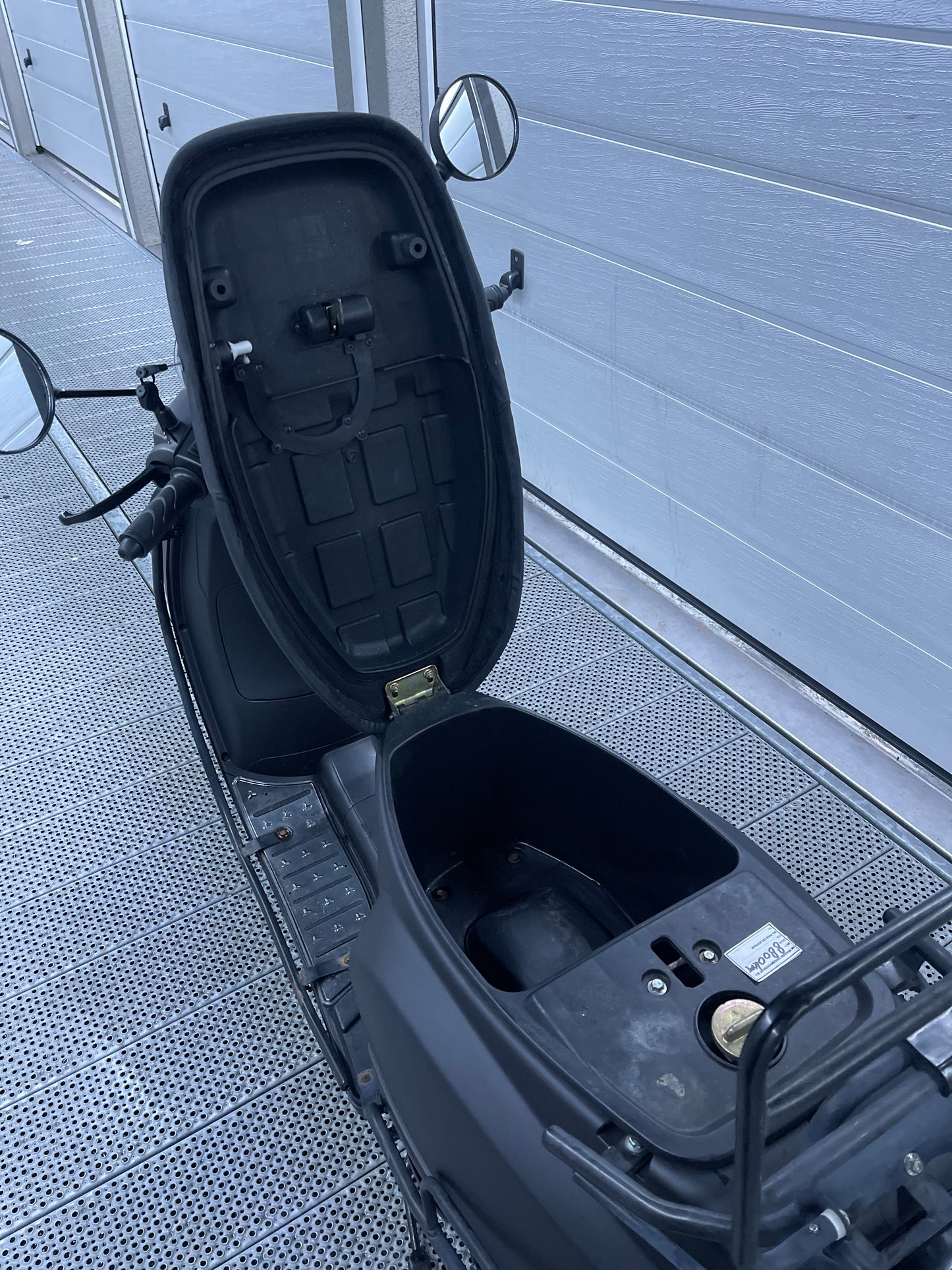 La Souris Sourini 2024