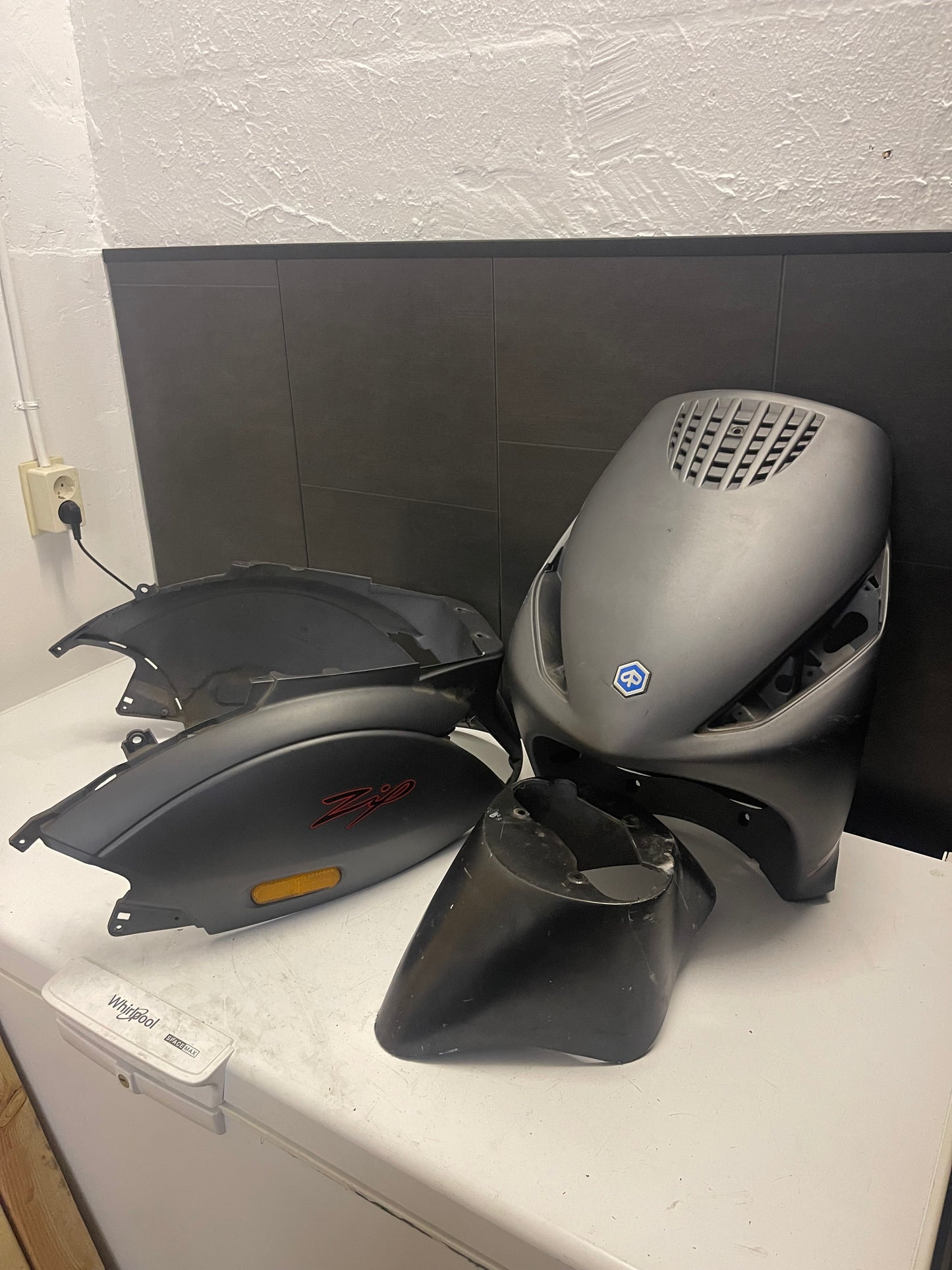 Kappenset Zonder Stuurkap Piaggio Zip 2000 2T & 4T