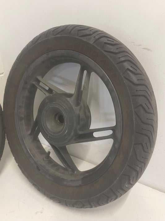 Voorwiel & Achterwiel Honda PCX 150 (PCX 150 JF28/KF12/KF15)