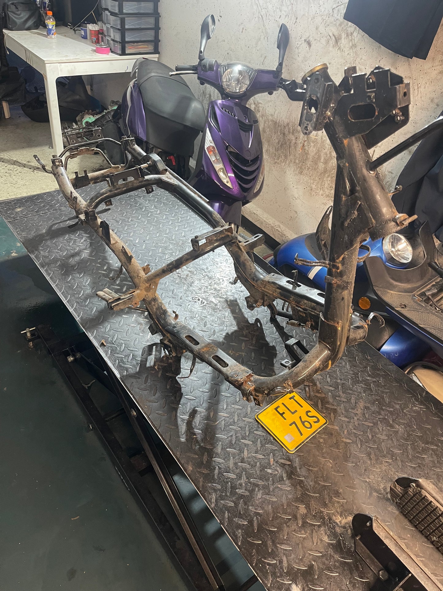 Brom Frame SYM Fiddle II (2) 2022 Geel Kenteken