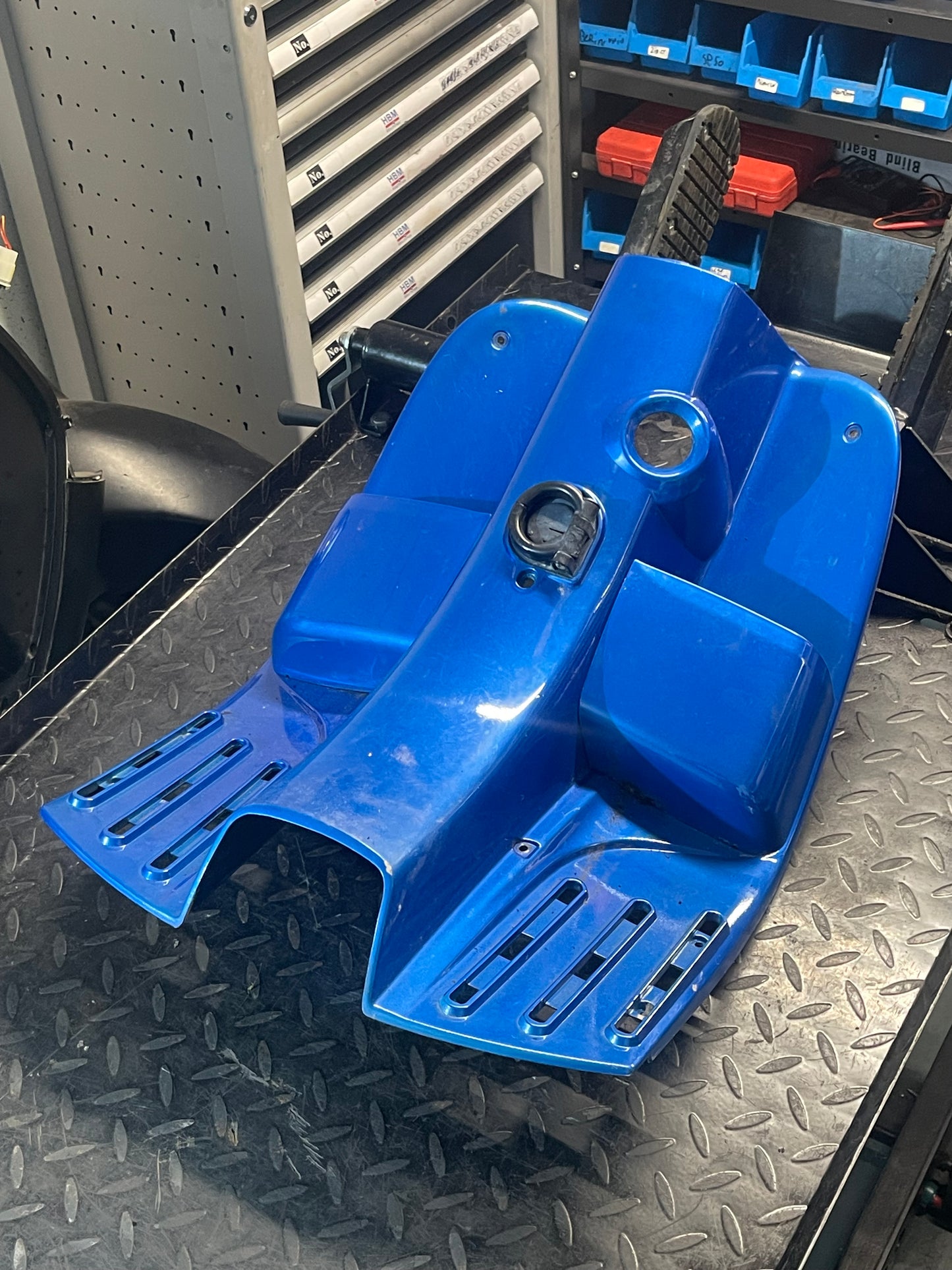 Vespa S / LX / LXV Beenschild