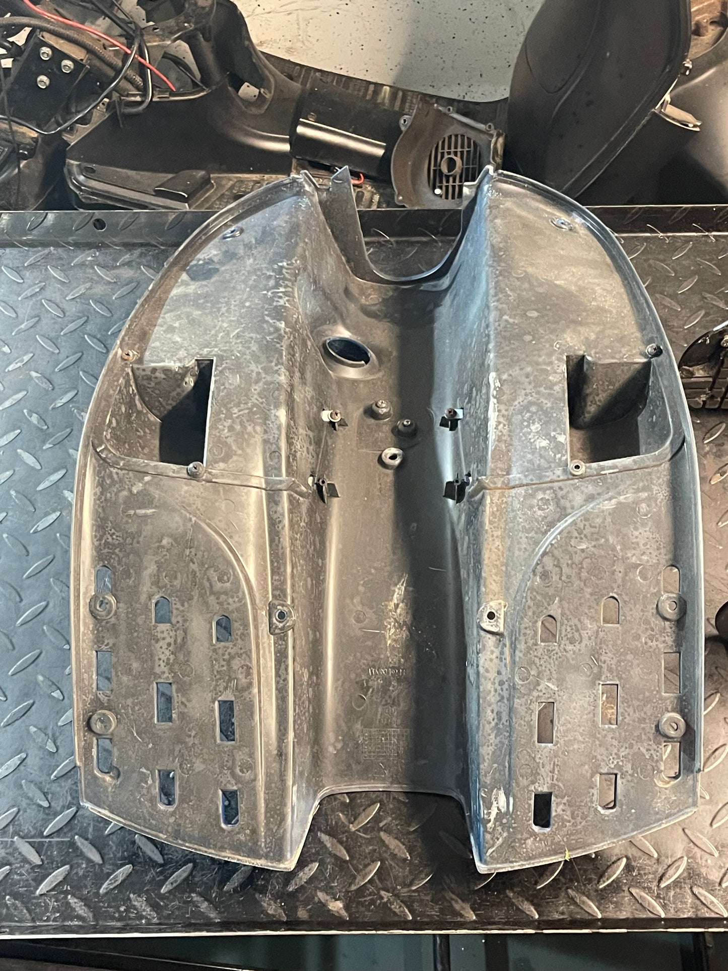 Vespa S / LX / LXV Beenschild