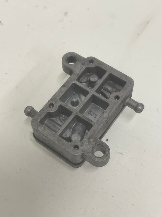 Brandstofpomp Runner / Typhoon / Hexagon 125-180cc 2 Takt