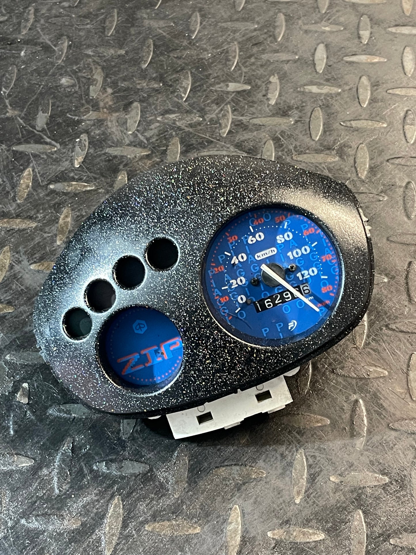 120 Teller Piaggio Zip