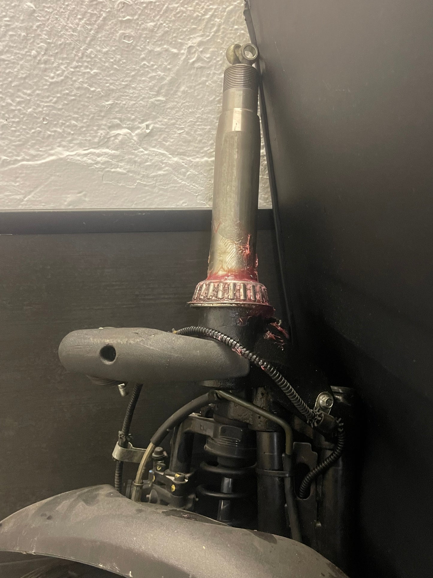 Gilera Fuoco 500 Voorvork & Voorwiel Links Compleet