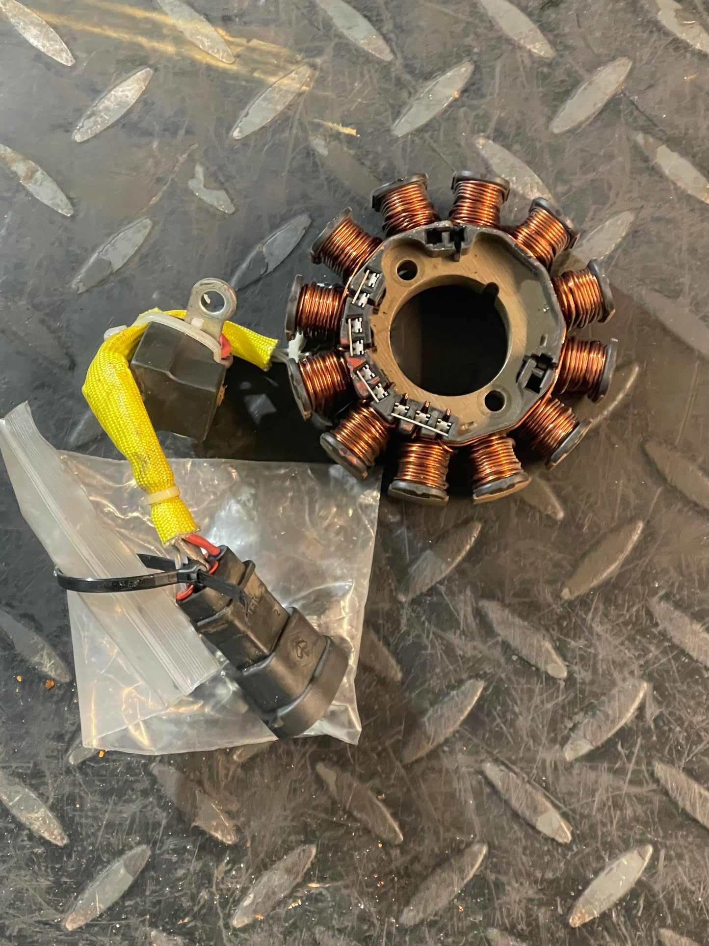 Ontsteking / Stator Piaggio & Vespa 4T Euro 4 Iget
