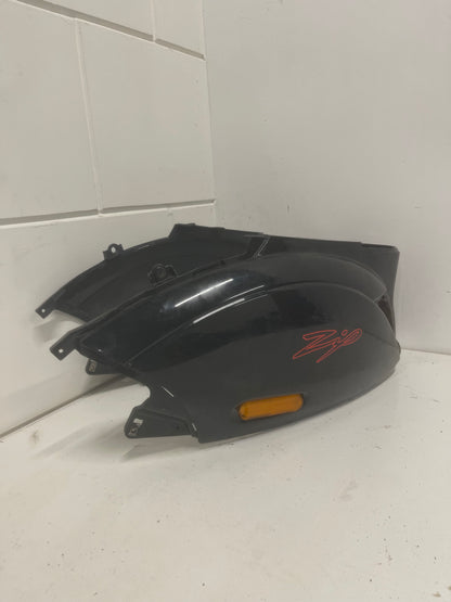 Achterkap Glans Zwart Zip 2000 2T & 4T