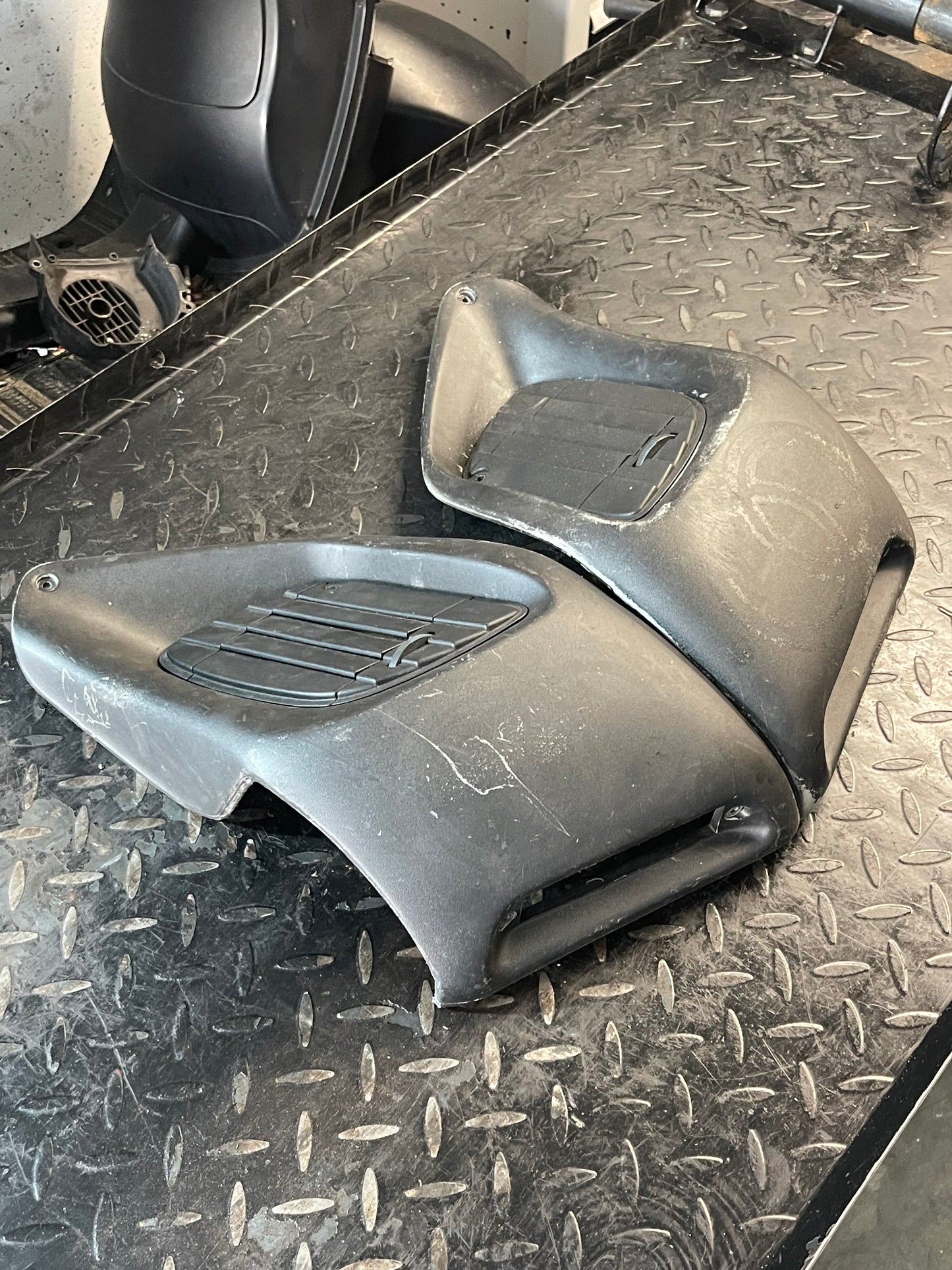 Luchtroosters / Radiatorkap Gilera Runner 50cc / 125cc / 180cc