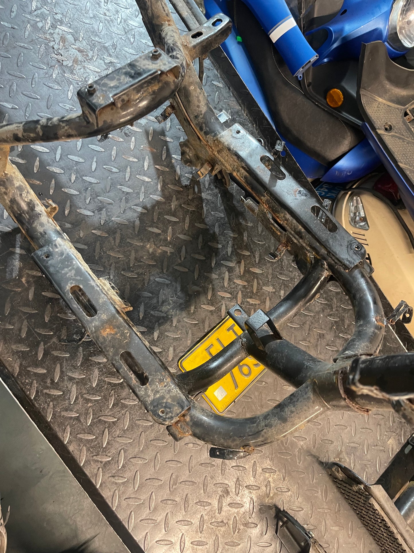 Brom Frame SYM Fiddle II (2) 2022 Geel Kenteken